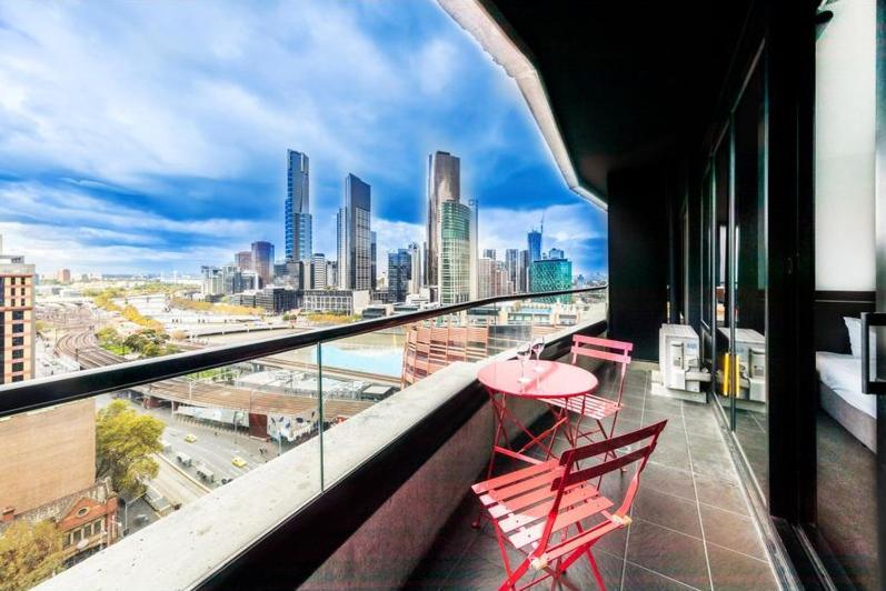 Riverview Suites By Edgetrip Melbourne Exterior foto
